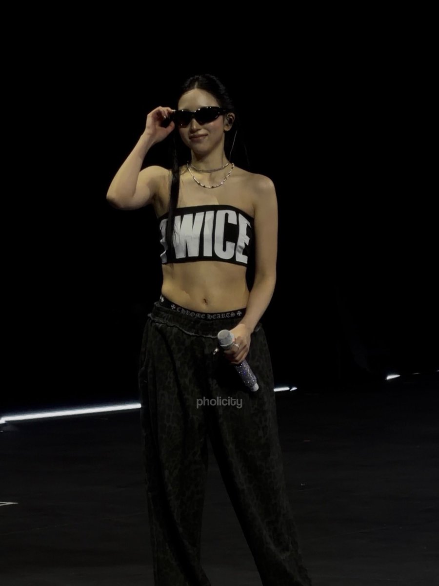 pholicity's tweet image. i couldn’t stop staring at mina during encore last night like what was her problem.