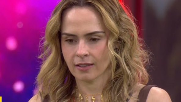 updatecharts's tweet image. Larissa Manoela em novo tweet comentando o #BBB26: 

“Não entendi o problema com a meditação, se fizesse ou ao menos tentasse, talvez conseguisse analisar internamente quantas questões carrega. Nitidamente uma pessoa que não quer evoluir. Uma pena!”