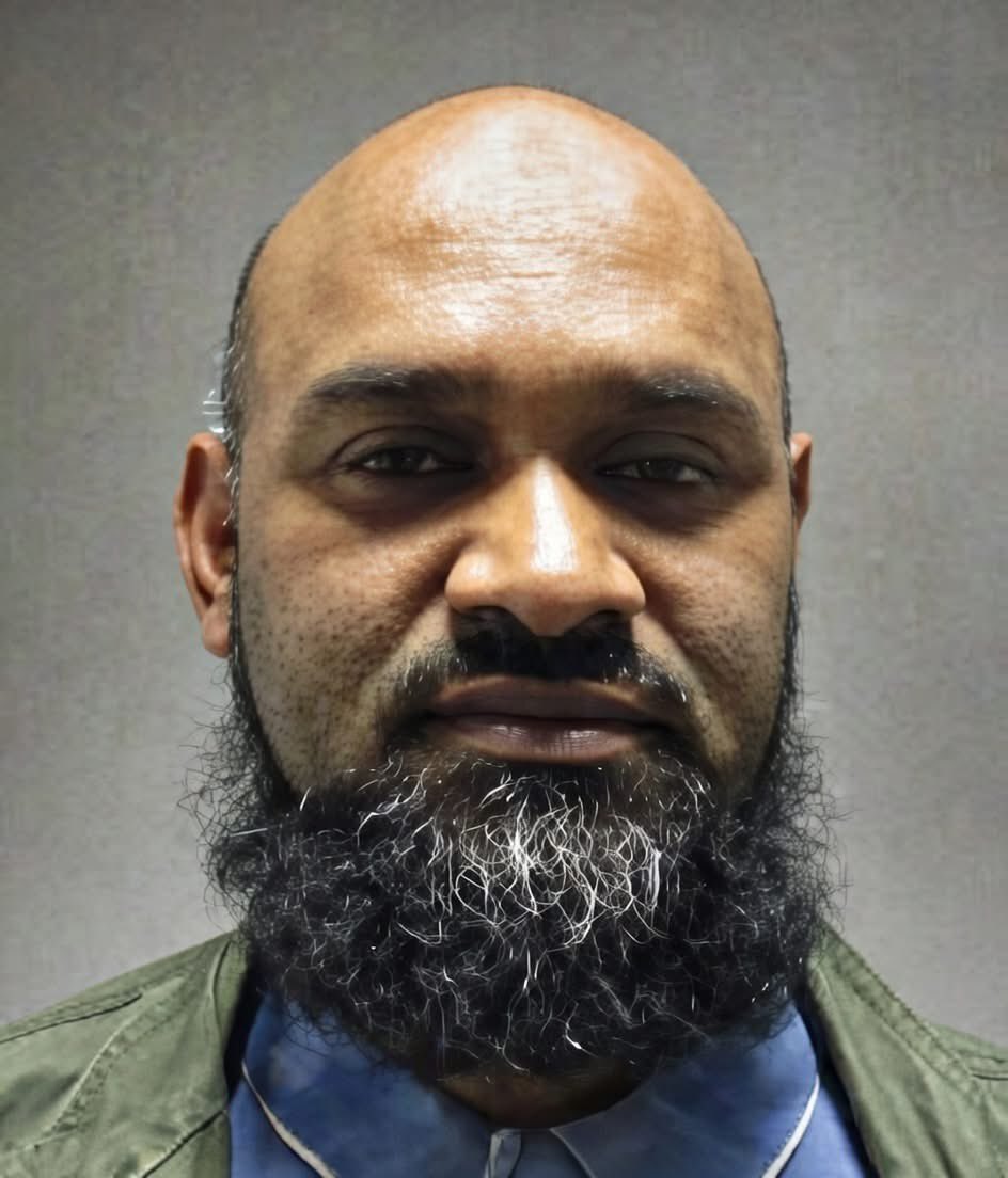 SickOfItteo's tweet image. A 46-year-old man has been sentenced to eight years and nine months in prison after being convicted of the violent rape of a six-year-old child.

At St Albans Crown Court on Monday 22 May, a jury found Shakir Rahman, of Creighton Avenue, St Albans, guilty of the rape of a child…
