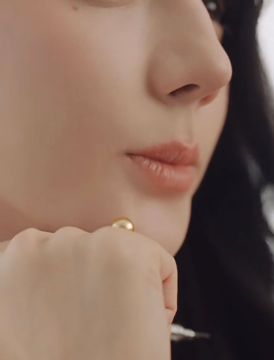 หน้า ตา จมูก ปาก หุ่น ผิว  สัดส่วนพระเจ้าสร้างมากเร่อปาคือสวยมากสวยจนไม่รู้จะสรรหาคำไหนมาอวย สรุปชีโคตรจึ้ง #ตี๋ลี่เร่อปา #Dilraba #迪丽热巴