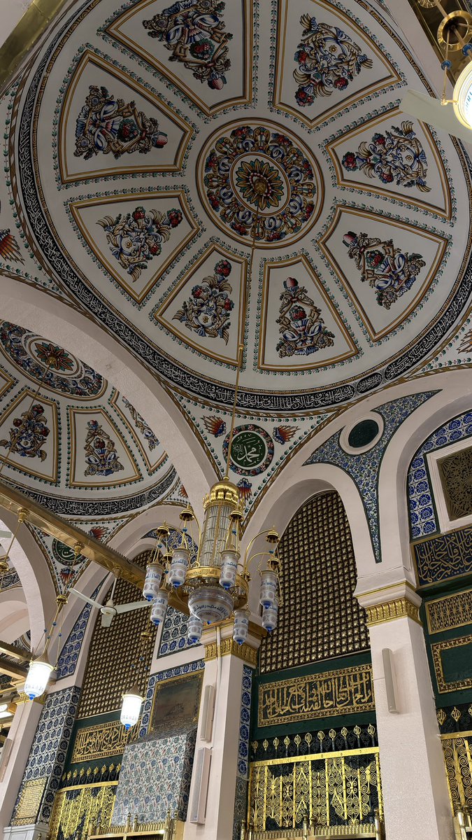 drafts404's tweet image. الروضة الشريفة