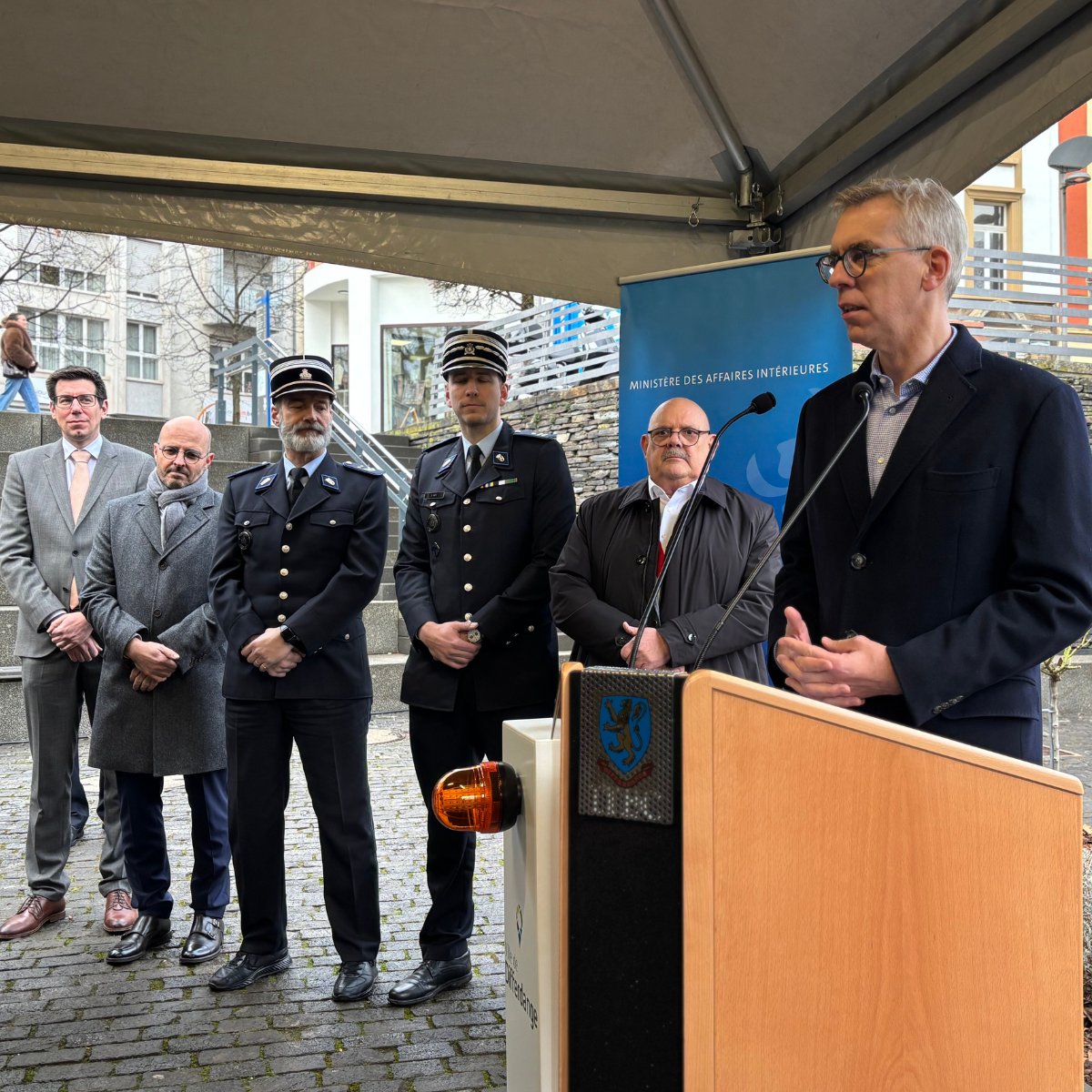 LuxConnect tweet media