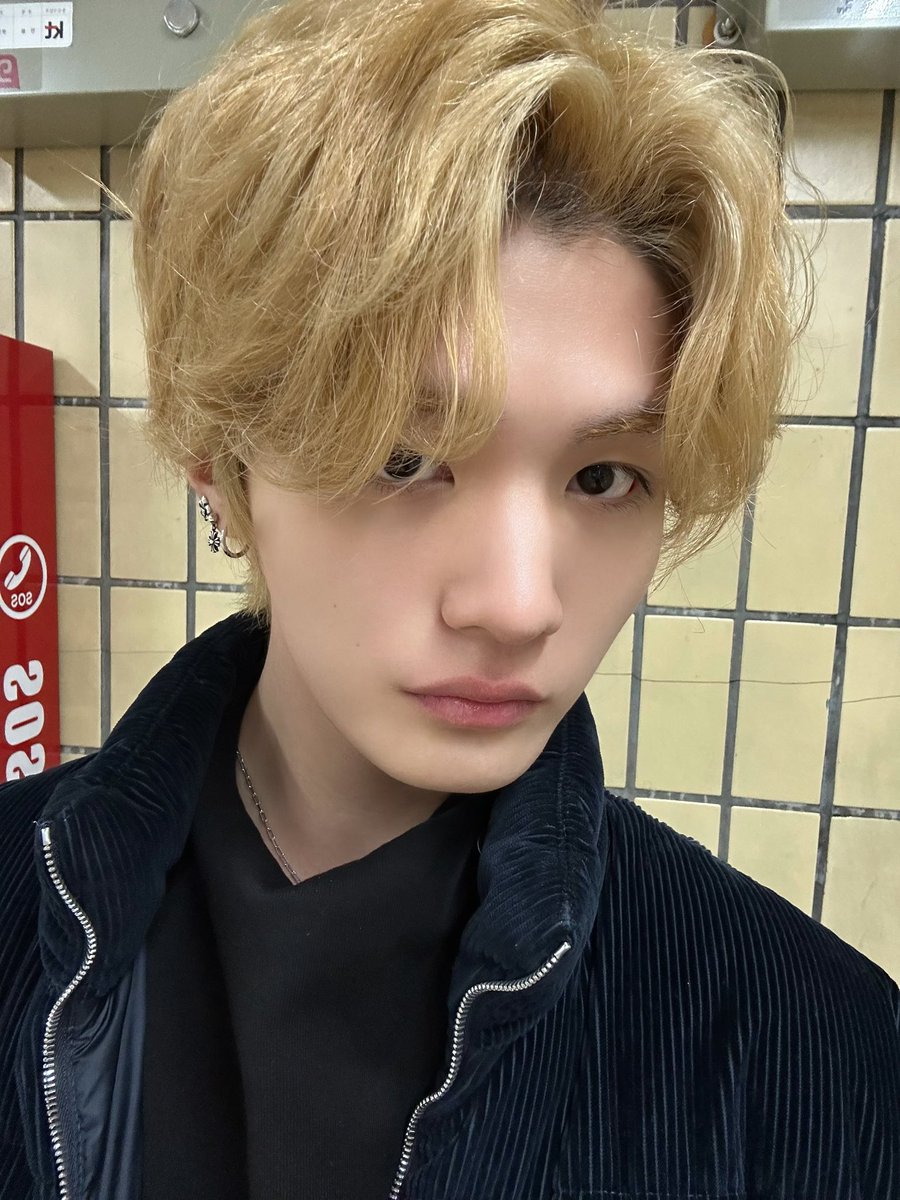 garuchokawaii's tweet image. 아니 중딩이 민증사진 찍으러 가도 됨...?