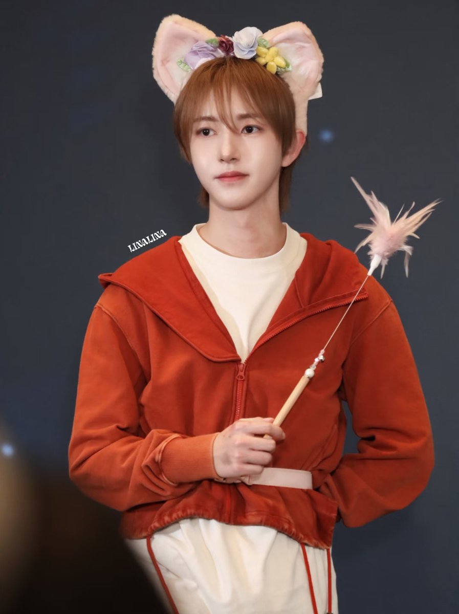 ป้าไปอยู่ไหนมาเพิ่งเห็นรูปนี้ เหรินนาเบลแบบถูกต้องมาก หน้าตามุมิเหมือนอนิเมะแต่เป็นคนจริงๆอ่ะ โคตรน่ารัก😭😭😭😭