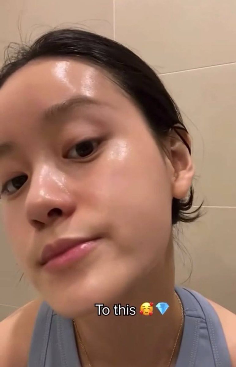 nrlnadiah__'s tweet image. Haritu I share pasal power gila produk korea ni dari skin dia obvious ada large pores dengan blackhead kat hidung boleh smooth licin gitu. 

I TRY WEHHHH!!!! MENJADIII 😭😭