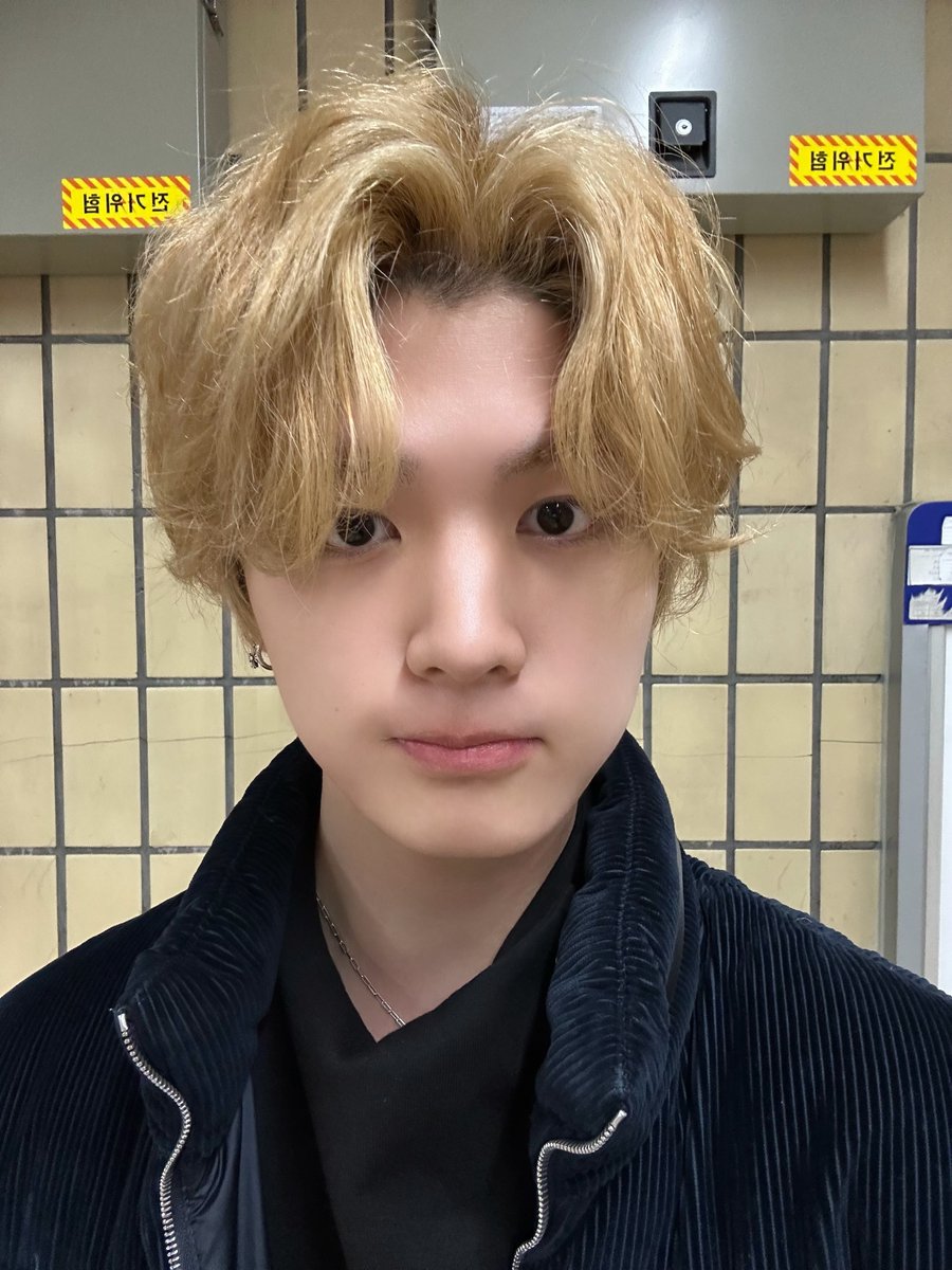 51r0o's tweet image. 아니 이 사이에 몇년이 있다는게 믿김?