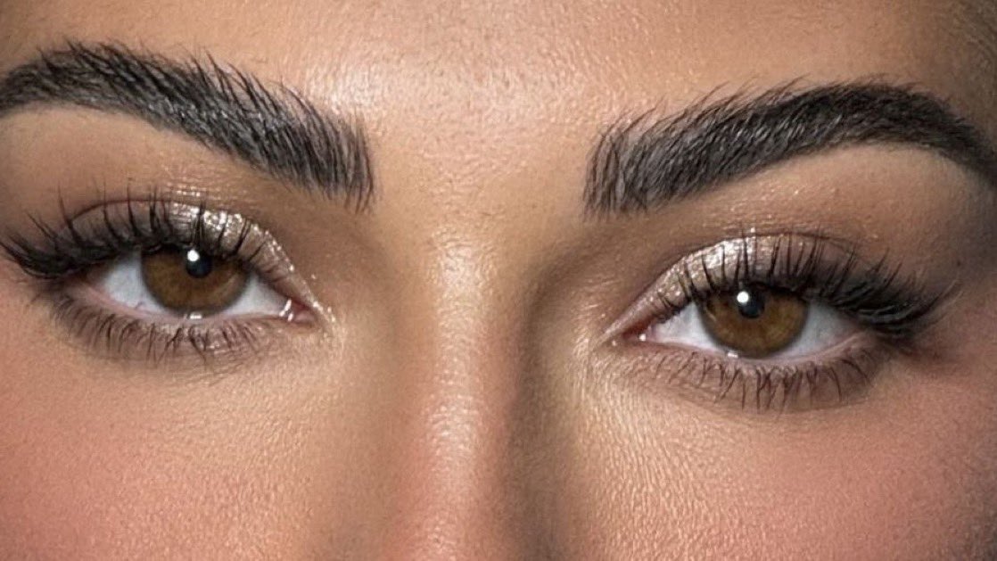 aphroditstore's tweet photo. الباليت ولا غلطة ❤️‍🔥 https://t.co/OE39uRbh1g