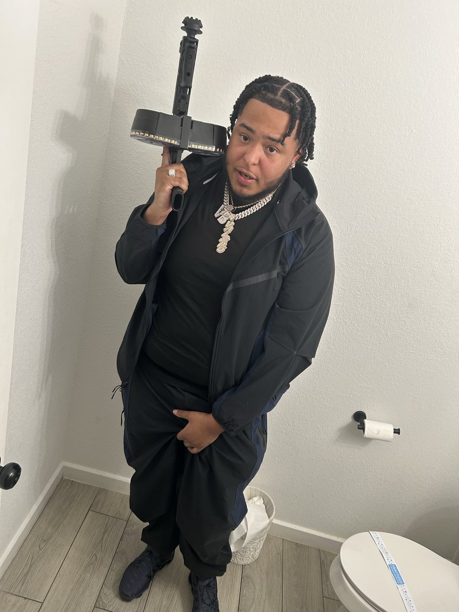 VALEROHENDRIX's tweet image. 😁