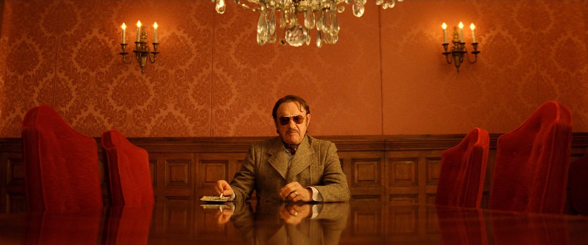 filmfr4me's tweet image. The Royal Tenenbaums (2001)
Director: Wes Anderson