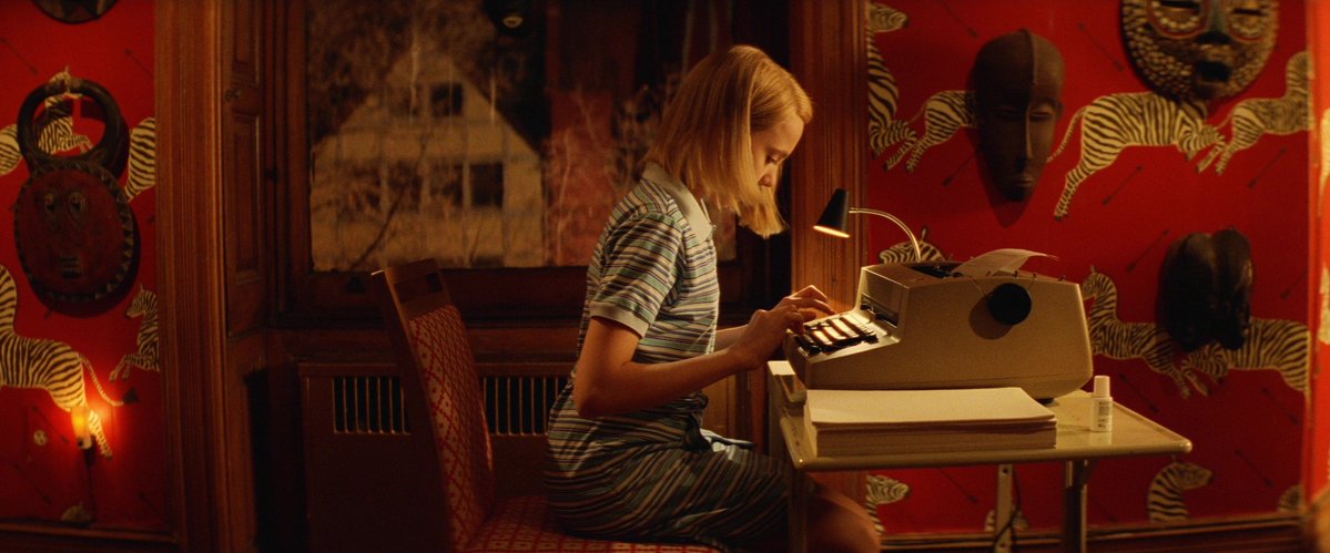 filmfr4me's tweet image. The Royal Tenenbaums (2001)
Director: Wes Anderson