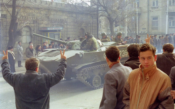 GvenClak's tweet photo. Bugün 20 Yanvar. 

Azerbaycan’ın bağımsızlığı uğruna 20 Ocak 1990 yılında şehit düşen kahraman şehitlere Allah’tan rahmet diliyorum. https://t.co/X09tRj0S8c
