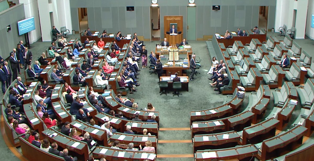 Barnaby_Joyce's tweet image. There has been a lot of feedback as to who voted against the so called “Hate Speech” legislation. Well here is the photo for and against. 
I am on the against side. 
Dai Le, Colin Boyce, Barnaby Joyce, Andrew Wilkie, Rebekha Sharkie, Bob Katter &amp;amp; Llew O’Brien.