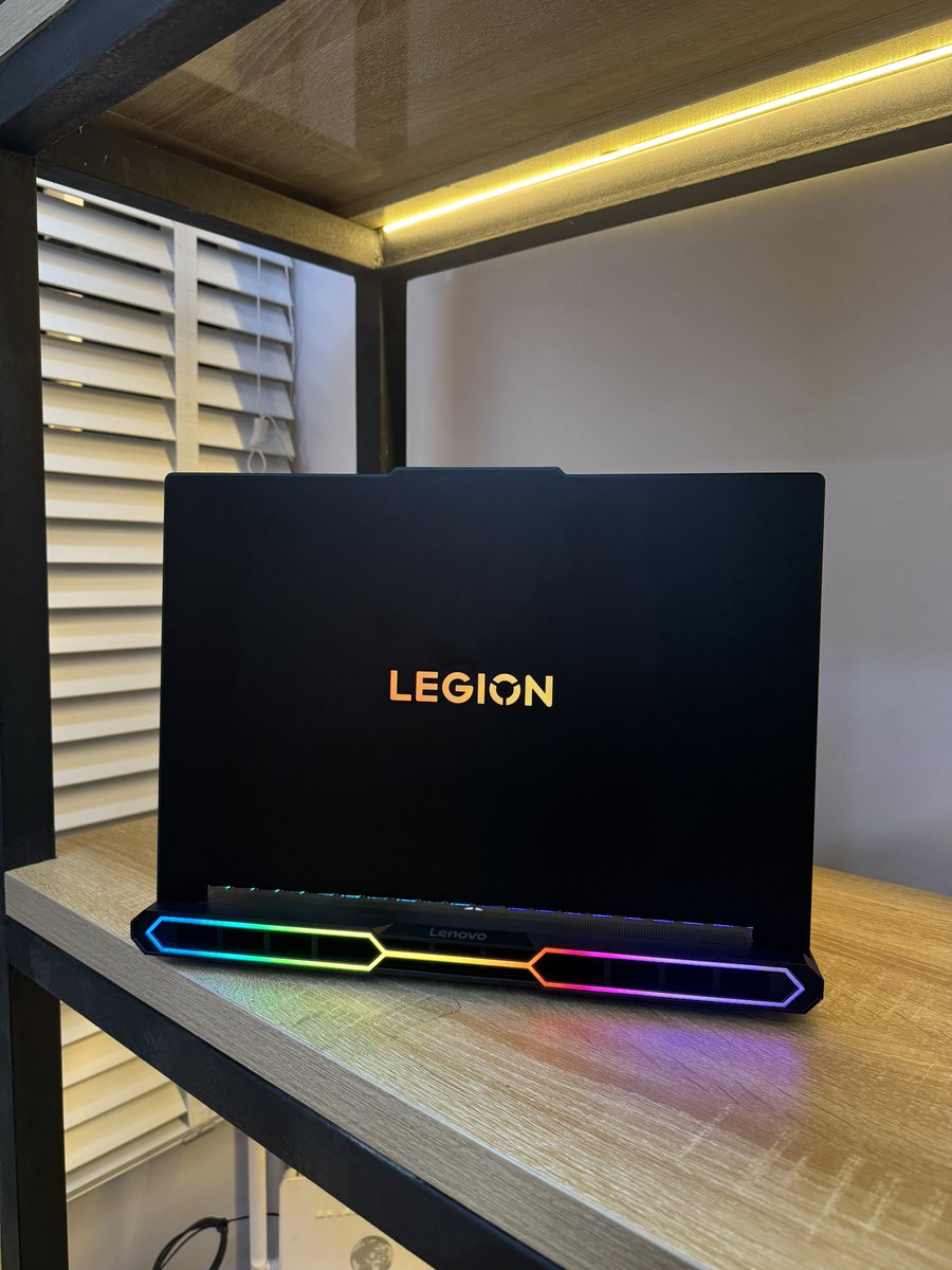 jovexsolution's tweet photo. MOST POWERFUL GAMING LAPTOP

Lenovo Legion Pro 7i Gen 10 [2025]  | Intel Core Ultra 9 275HX 24C | NVIDIA GeForce RTX 5090 24GB | 64GB DDR5 RAM | Intel AI Boost | 2TB NVMe SSD | 16.0" WQXGA OLED 500 nits 240Hz | Windows 11 Pro

Only at Jovex. https://t.co/7MZGvohmDy