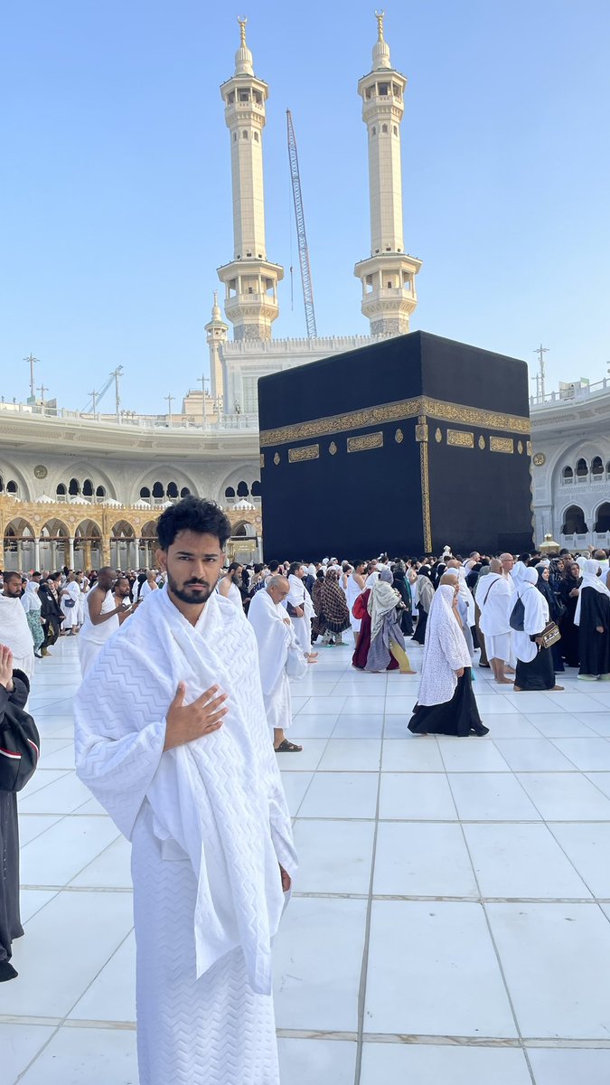 iaftabhasan's tweet photo. Alhamdulillah, performed Umrah and now on the way back to Dammam. This journey will always stay close to my heart, truly one of the most beautiful and memorable trips of my life.

May Allah bless us with the chance to return again and again. Ameen 🤲

#makkah #umrah #alhamdulila https://t.co/7RG3SUwFVg