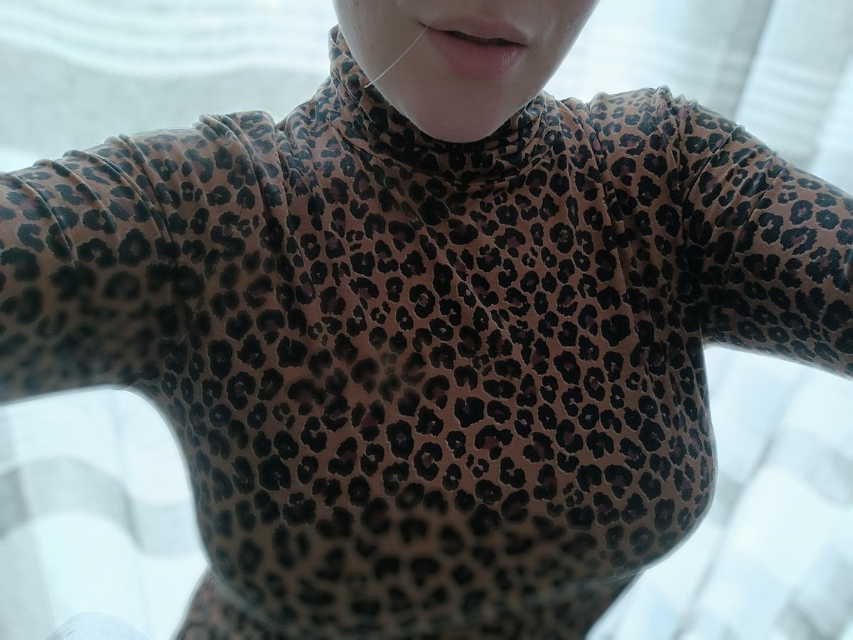 DoryaWilk's tweet photo. Bonjour les cloportes 💁🏼‍♀️ https://t.co/g73Nnqjbhb