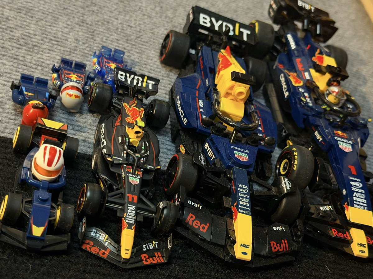 wack5577's tweet photo. F1 LEGO https://t.co/sSZR2C8MnX