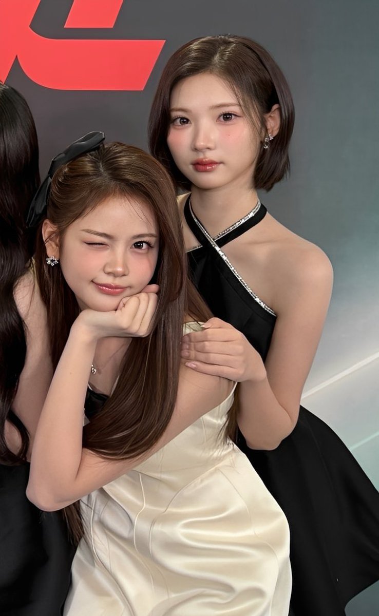 picscjiwoo's tweet image. the beauty of unnies ♡