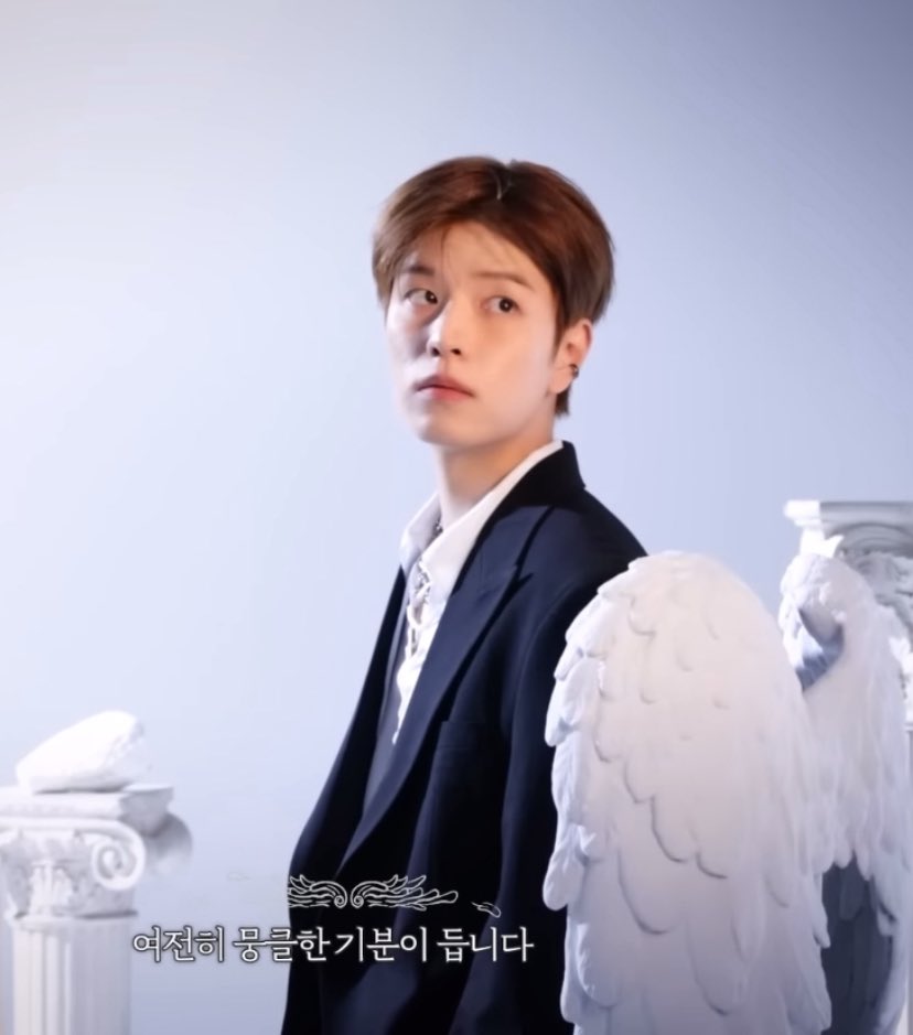 chansbobaeyes's tweet image. pretty puppy boyfriends who kiss btw