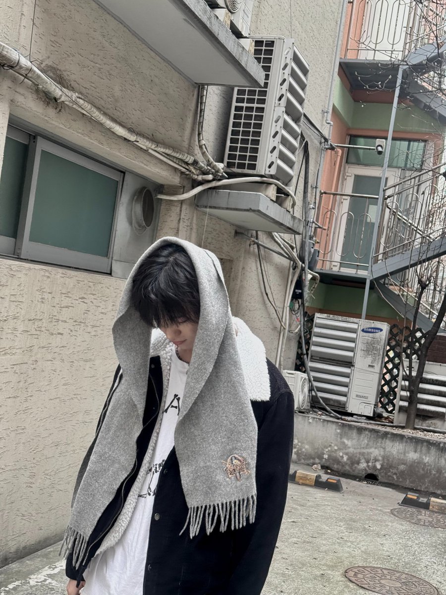 from_X 

[#RaL] J’espère que le lundi qui arrive sera lui aussi rempli de bonheur!! 😉 

#라엘 #TRENDZ #TO_FRIENDZ #TRENDZ #트렌