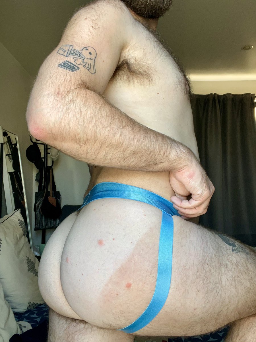 Brit boy in AUSSIE ✈️ 🌏 tweet media