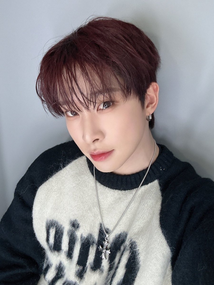 from_X 

[#RaL] Vague de froid 🥶

#라엘 #TRENDZ #TO_FRIENDZ #TRENDZ #트렌드지