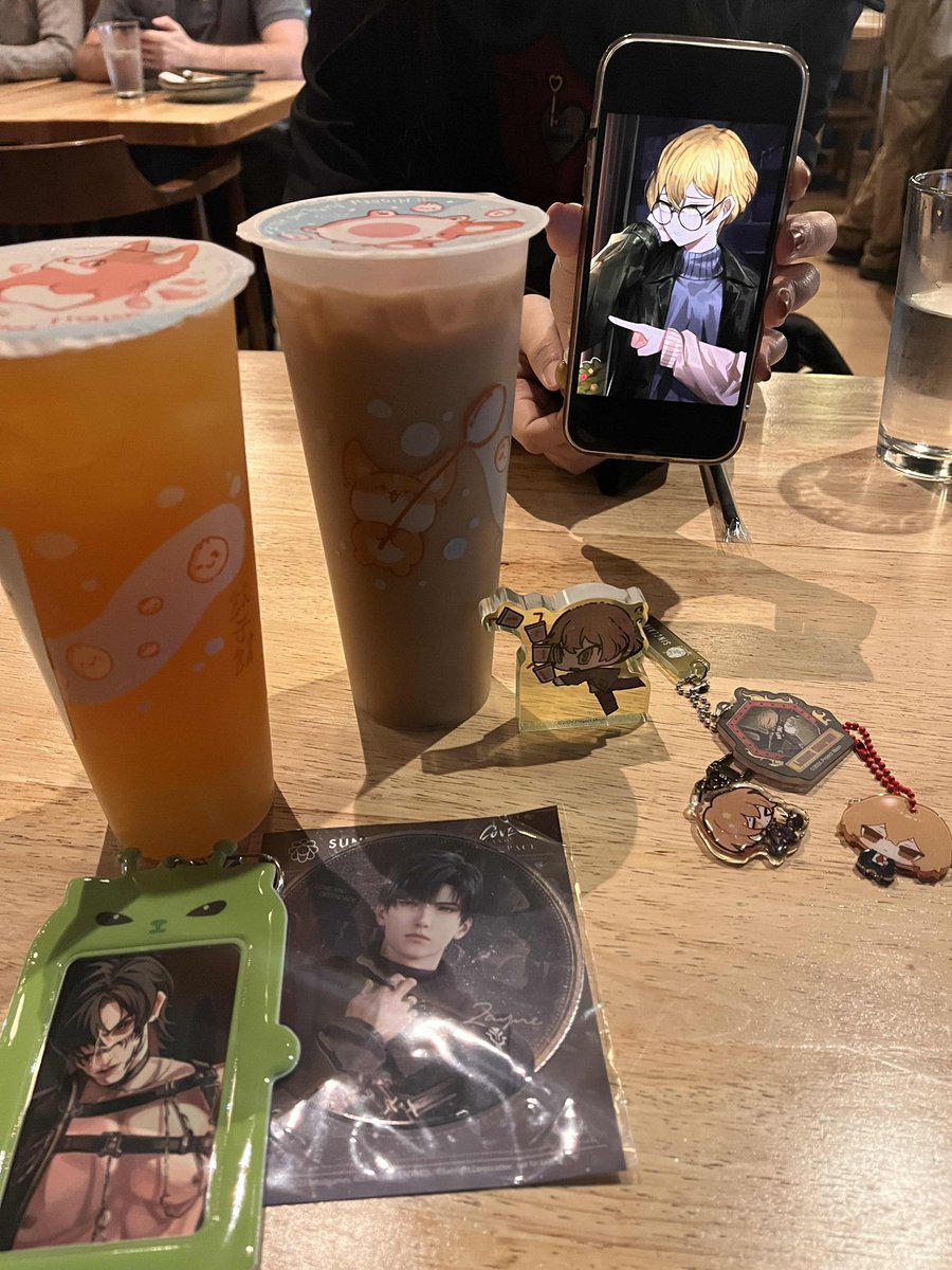 cream 🍓 tweet media