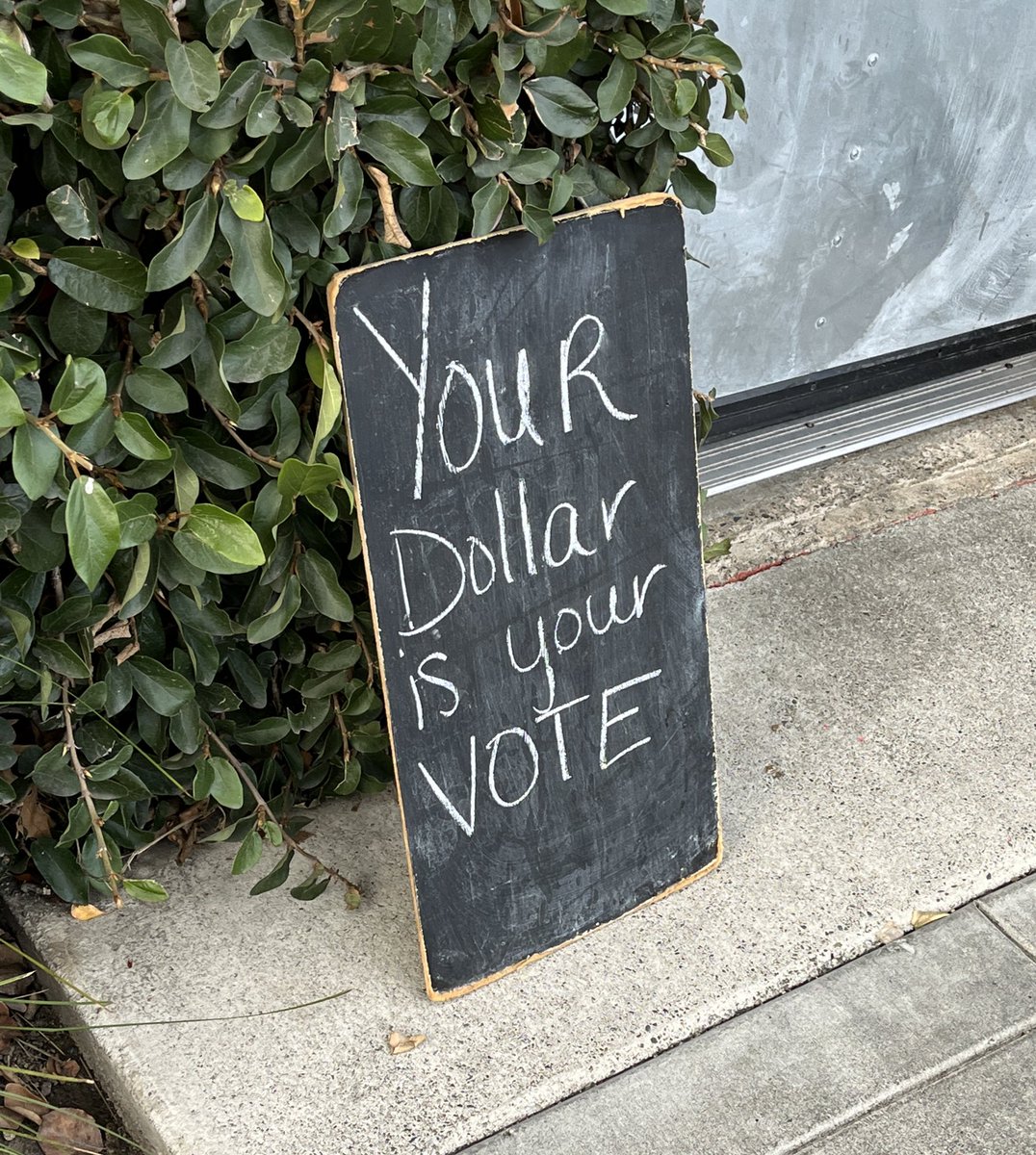 cream 🍓 tweet media