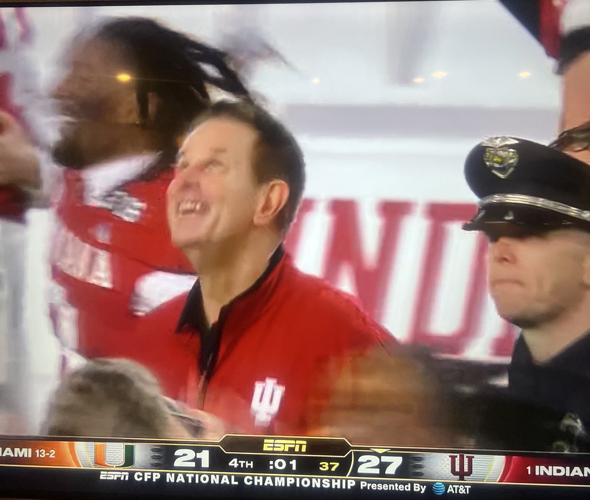 Midwest vs. The Rest tweet media