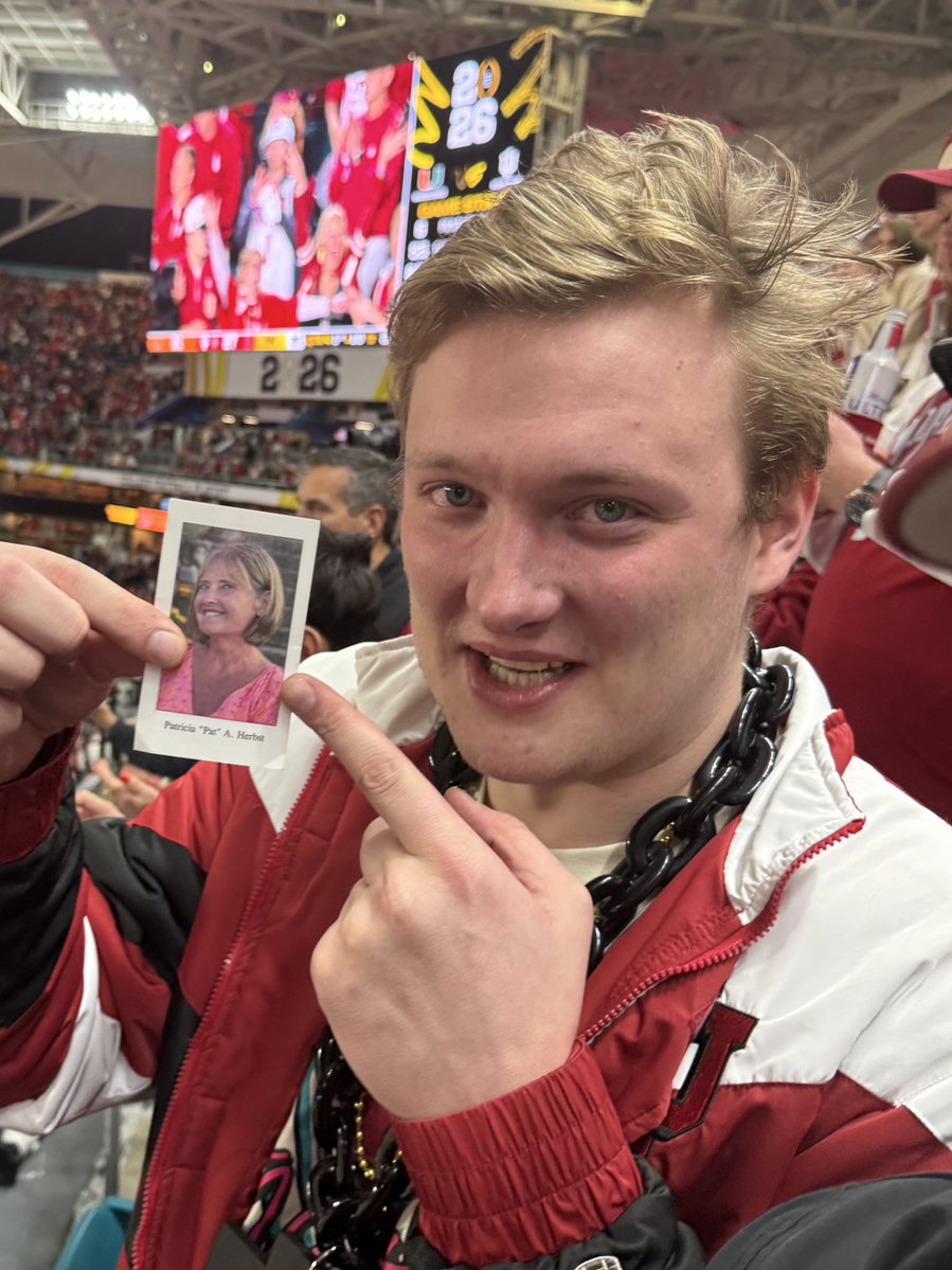 BarstoolTate's tweet image. White Boy Rick pulls out the photo of his late Mother who passed away in April.

“She was the biggest Hoosiers fan I knew”

Tears are flowing in our section.