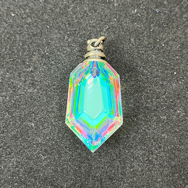 #ガラスフェス
2026年1月23日・24日開催！
会場：KIITO

出展ブースを紹介します✨

A-65
JINガラス
技法：ランプワーク　

出展品目：アクセサリー・オブジェ・ガラスペン

ボロシリケイトガラスを使用したガラスペンや積層ガラスでアクセサリーを製作しています