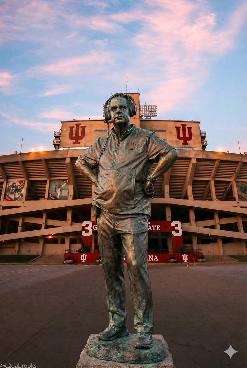 C2daBrooks's tweet photo. BUILD. IT. NOW. 

#Hoosiers #HoosierNation #CFP2025 #NationalChampionship #Cignetti https://t.co/sVqZFUea4o