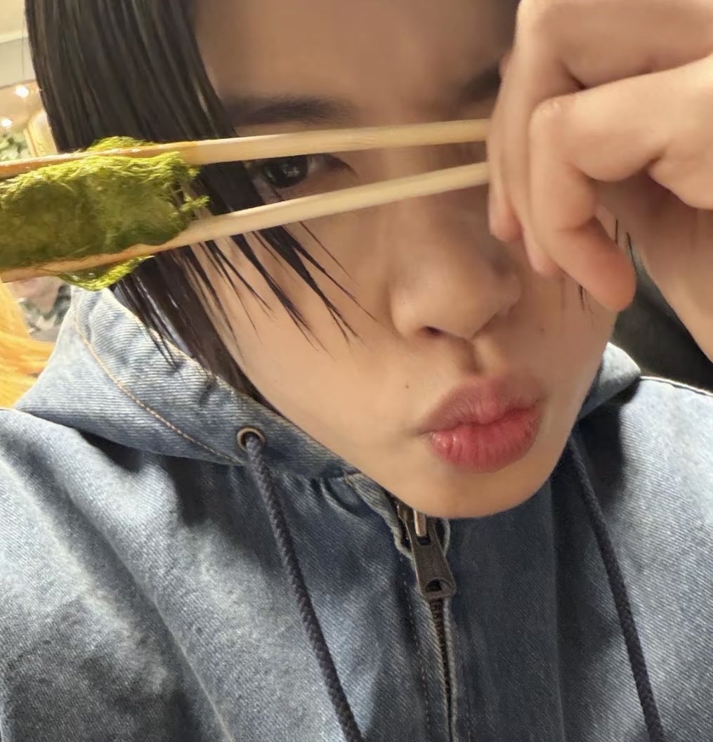 Siuol_0501's tweet image. 🍣 😙🤏🏻