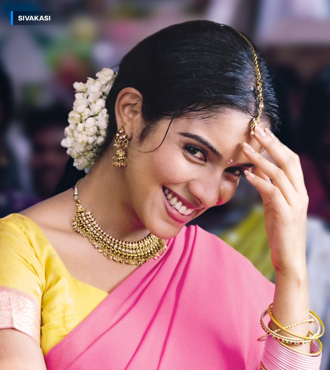 PrimeVideoIN's tweet photo. it’s a good morning because it started with Asin 🥰 https://t.co/laAdi85uqp