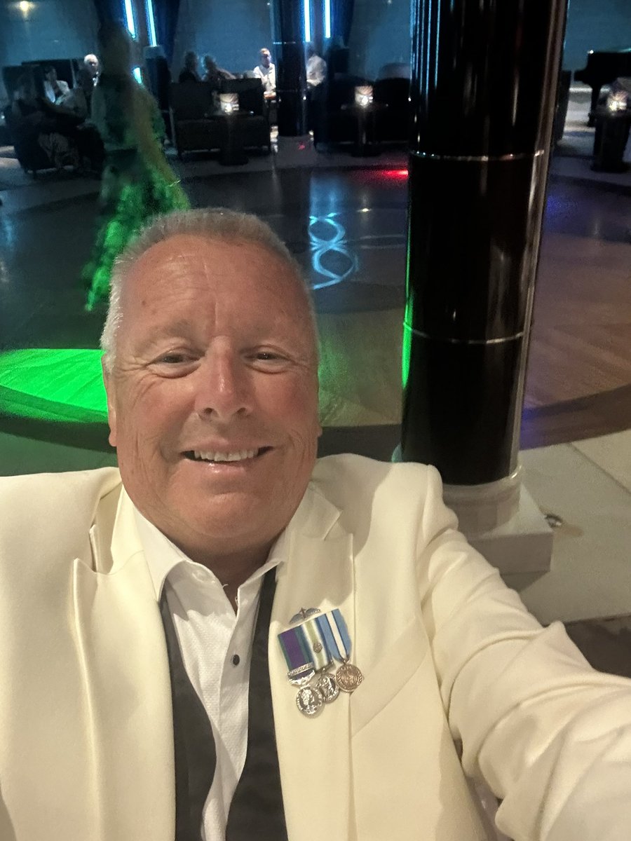 It got messy. Well it’s not every day you celebrate your birthday at sea.
A magnificent evening so far on The Elegant Queen Victoria.
Not sure I’m going to be so bright in the morning!
#Cruise
 #Caribbean
#Winter
#Party
#Birthday