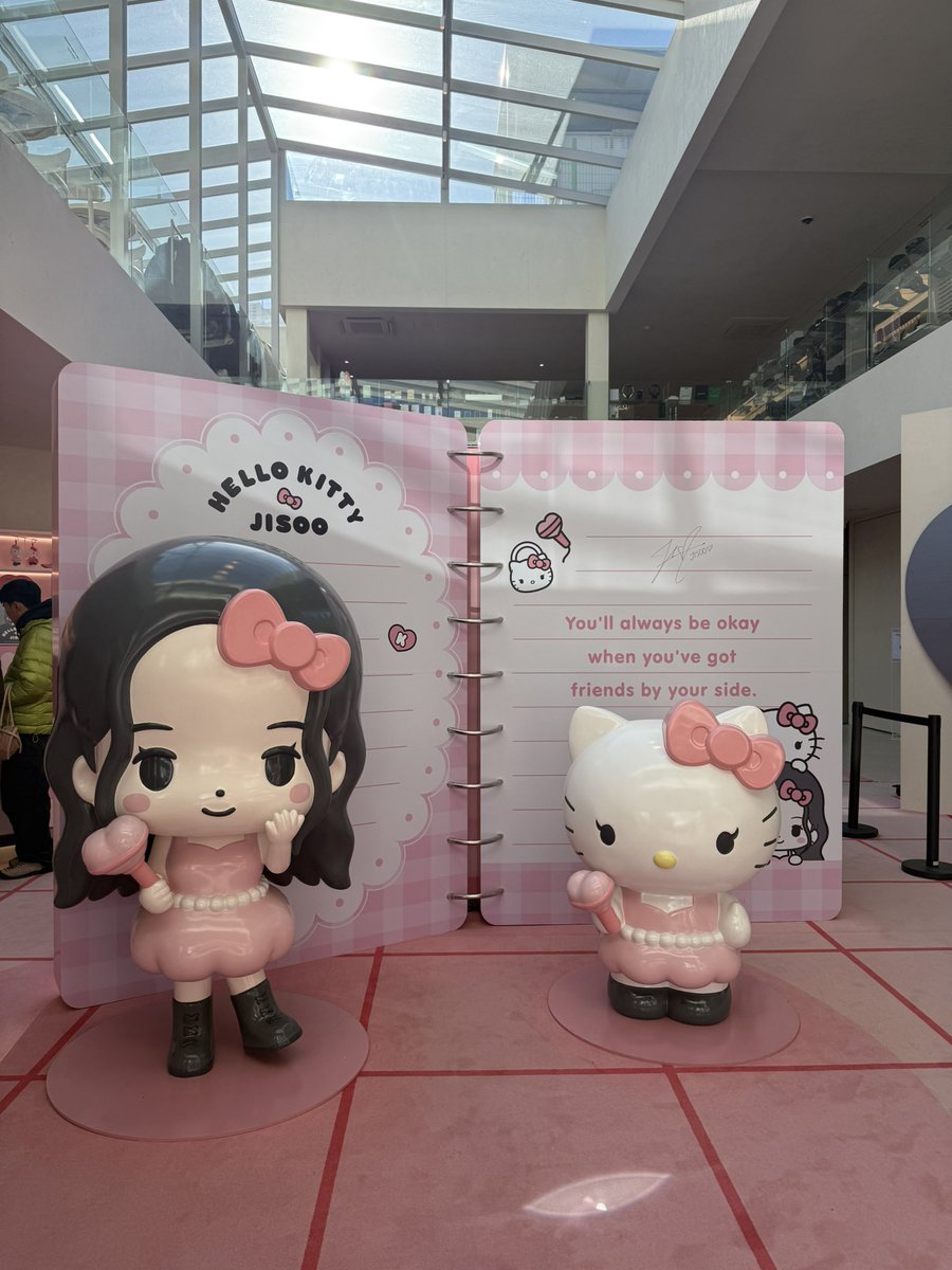 Jisooimniduuh's tweet photo. Hello Kitty x Jisoo 💗💗💗
#헬로키티지수 #HelloKittyJisoo https://t.co/yr3fFnkRGu