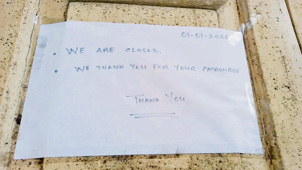 stories_aditya's tweet photo. In the heart of Grant Road, where chai steam mixed with morning crowds, B. Merwan &amp; Co quietly said goodbye.

It began in 1914 when Boman Merwan sailed from Iran to Bombay, feeding generations with fluffy bun maska, soft mawa cakes gone by noon, and warm Irani chai. https://t.co/qIiyvvwixg