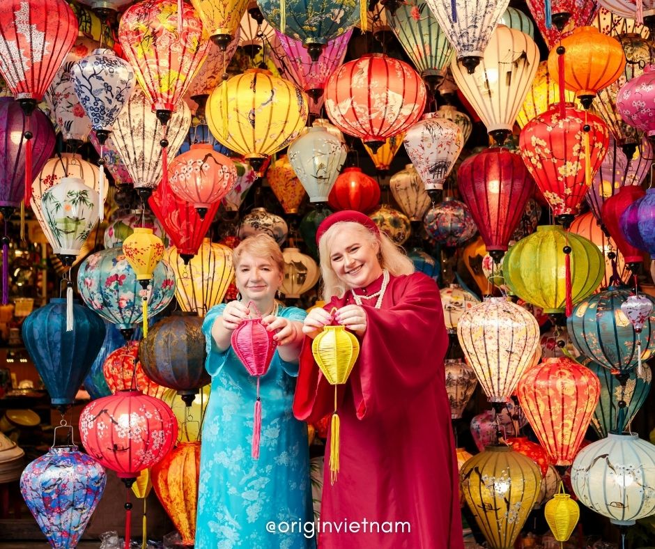 Originvietnam's tweet photo. There’s a reason experienced travelers choose Vietnam between January and March.

✔ Cooler temperatures in the North 
✔ Dry, sunny days in the South 
✔ Clear skies for mountains & bays

This window doesn’t last long - and it’s already in demand.
 #BestTimeToVisit #VietnamWeather #TravelSeason #originvietnam