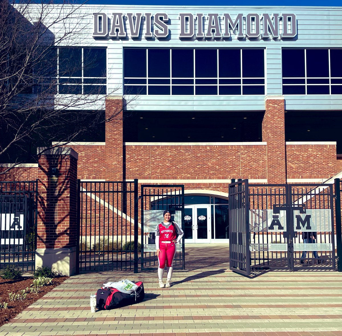 Malie “Moogie” Satete tweet media