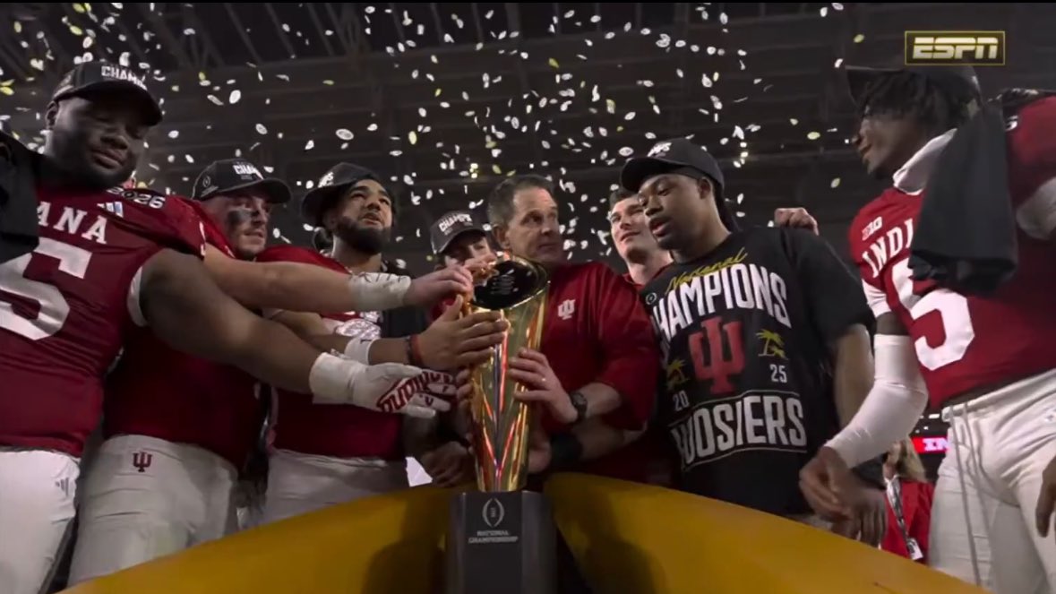 EBoKnowss's tweet image. Fisher | Sarratt | Cignetti | Kamara | Ponds 

How about those Dukes