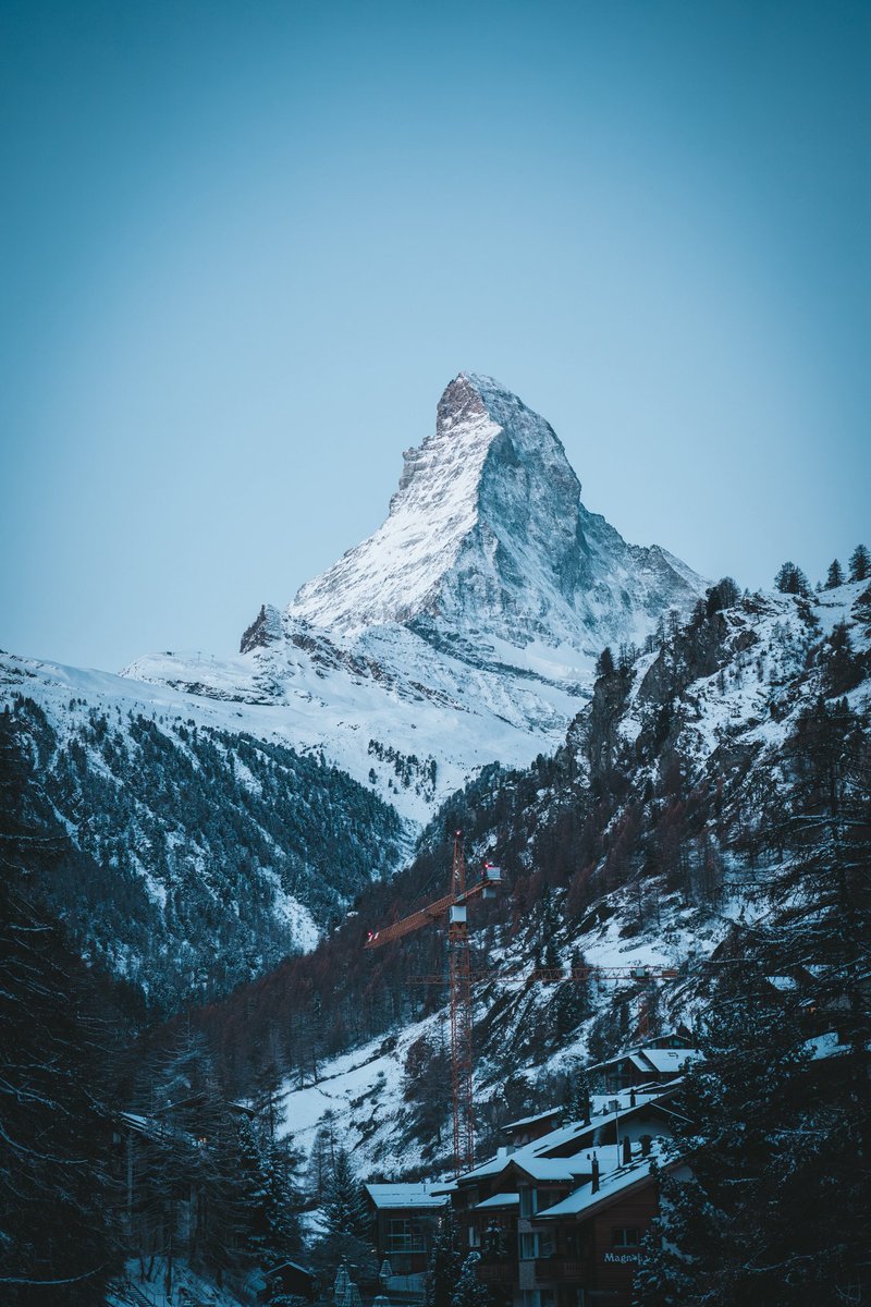 Big_O_cean's tweet image. Breathtaking views behind us, memories ahead. ⛰️✨

#BigOcean #빅오션
#Matterhorn #Zermatt #Switzerland
