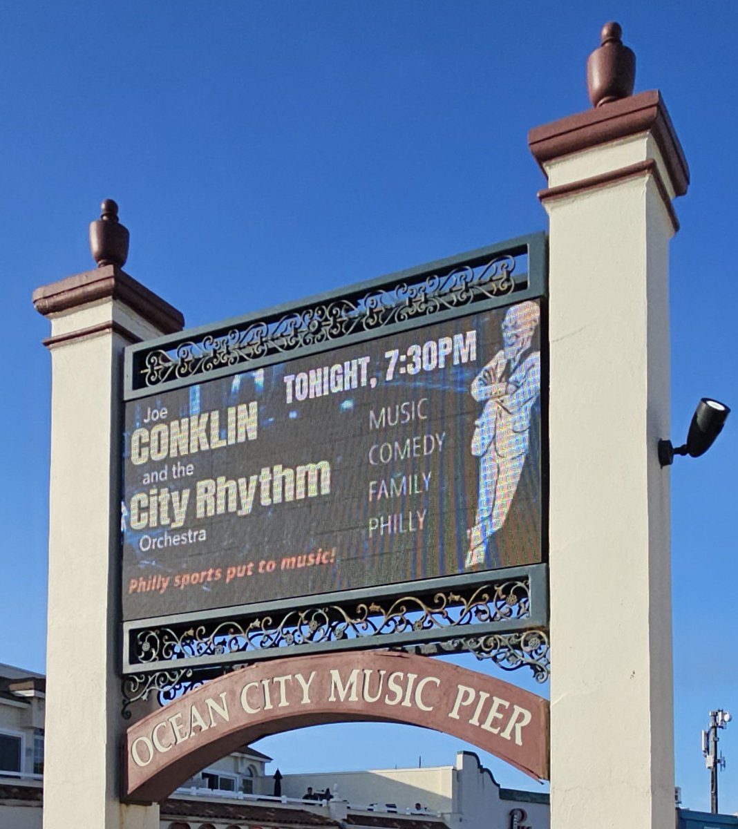 Pete Thompson tweet media