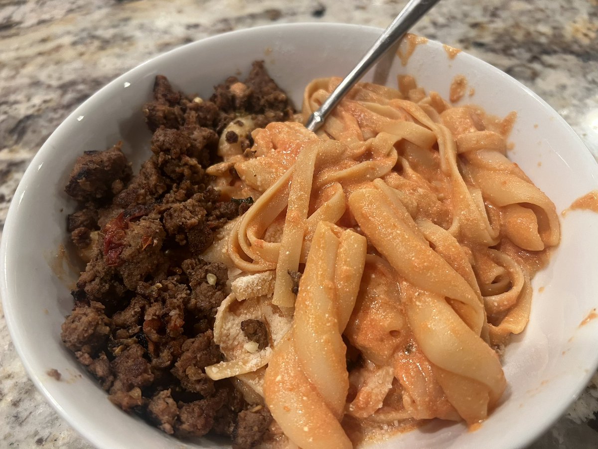 Wolfie_Spin212's tweet image. Dinner is served 🥘😋 #Foodie #Yumm #Thank #You #God