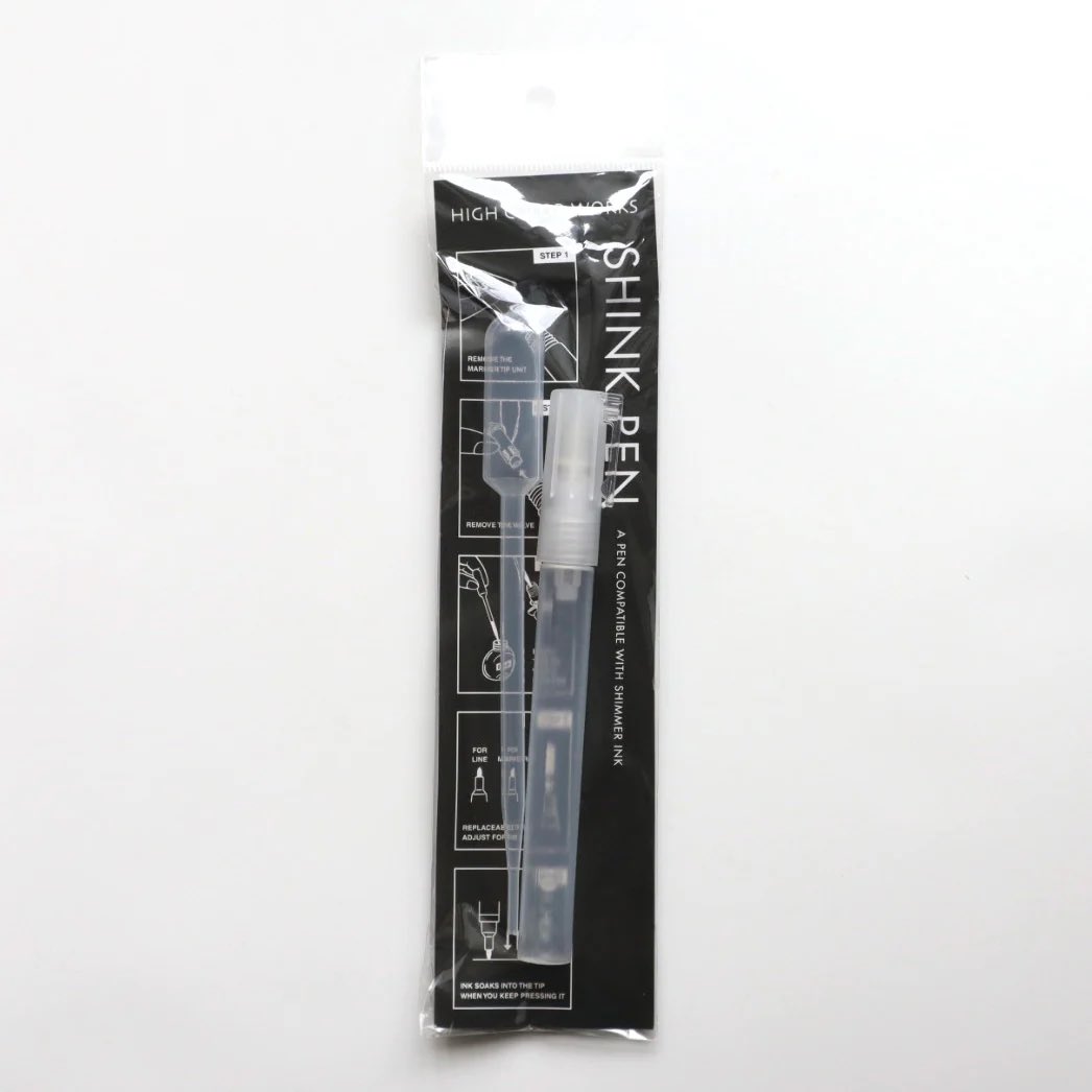 SHINK PEN再入荷しました！
万年筆インクをサインペンやマーカーのように使えるペンです！
濃淡のあるインクや、遊色、分離色のあるインクは、カラーの表情が出やすいのでおもしろいです＊
ラメ入りインクも使えます◎
forme-zakka.com/products/45894…