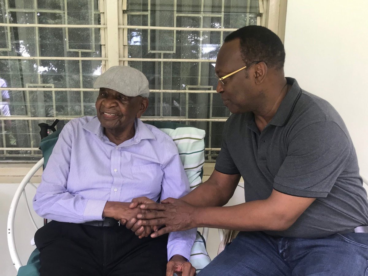 Buriani Mzee Edwin Mtei, Taifa limeondokewa na Mwasisi wa siasa za kidemokrasia nchini. Mzee Edwin Mtei, amefariki dunia usiku wa leo akiwa na umri wa miaka 94.

Mzee Mtei ni Gavana wa kwanza wa Benki kuu ya Tanzania (BOT), amehudumu serikalini kama Waziri wa Fedha, na kubwa