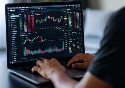 Still on <a href="/grvt_io/">Grvt</a> because self custodial trading, 600K+ TPS and transparency, anything I’ve tried. I trade here since I retain full fund control with smart contract security and benefit from near zero gas and fast perpetuals execution. #crypto #DeFi #GRVT