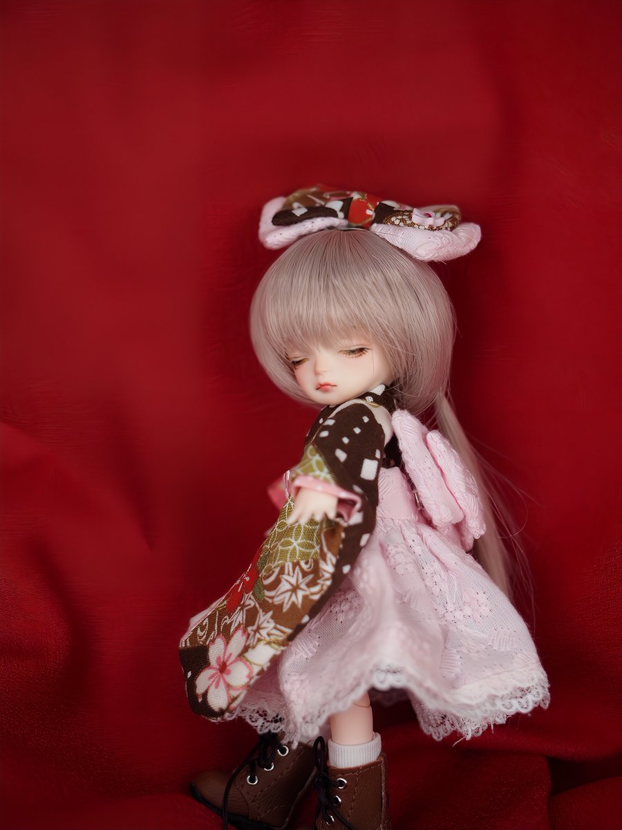 lashoriyeash's tweet image. 遅くなりましたが初春の子をlapis(@dollb_lapis)さまにお納めします💖
larimar(@larimarworks)さまのミミルちゃん。アイペイントの子です。
晴れ着は華かんざし(@hanakanzashi53)さま。
リアルヘッドの子なので猫ちゃんにしませんでしたがどうぞよろしくお願いいたします。

#あいらぴ
#花かごの小部屋