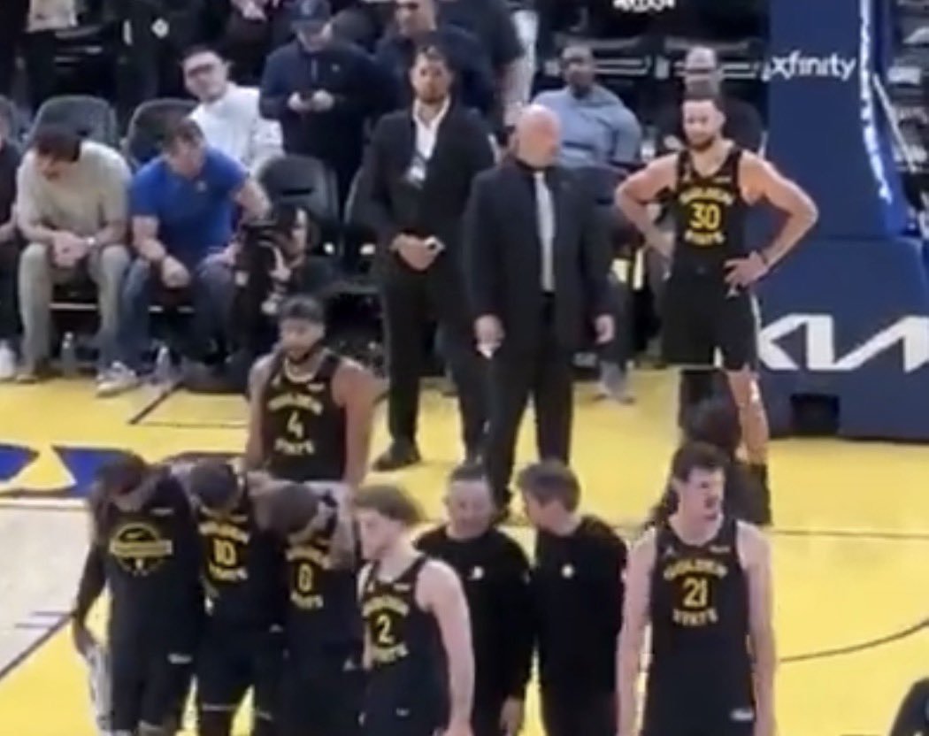 BrooklynGuyNBA's tweet image. :/