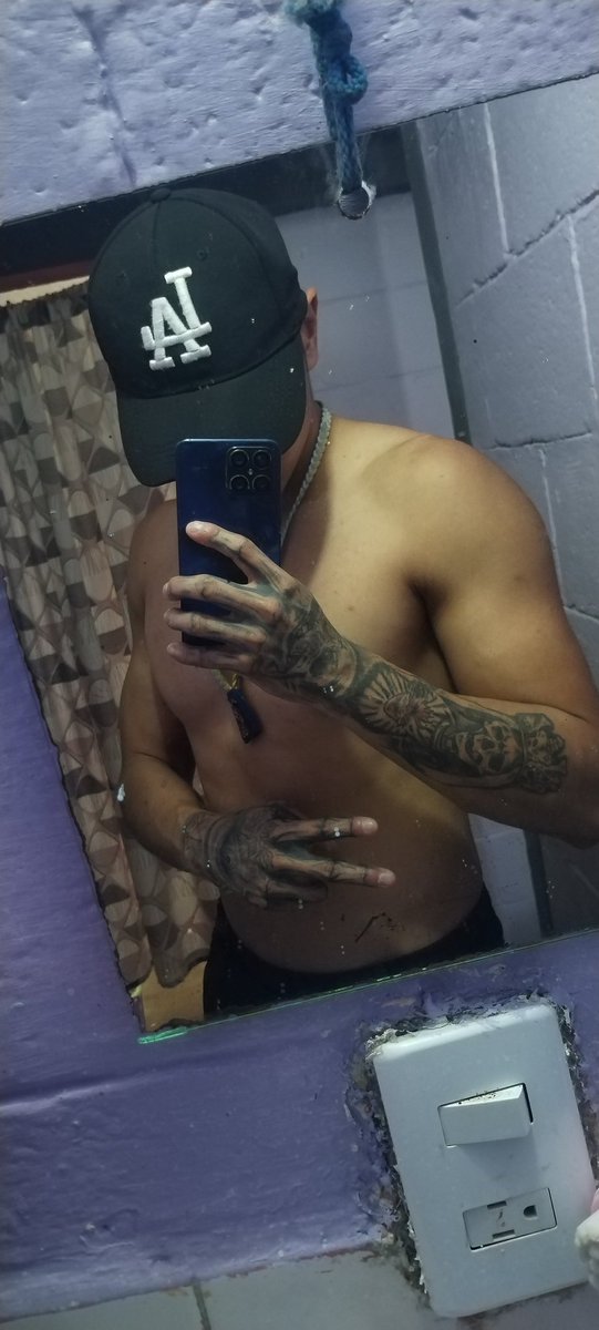 bandytalaf's tweet photo. 🥷Me cela con cojone
#barras #Bandidas #STREPPER #ejercicio #chacal #calistenia #Chacalon #CDMX #Bellakeo #Bandido #STREPPER #PanCaliente #colageno #CDMX https://t.co/h7J8RBOzN4