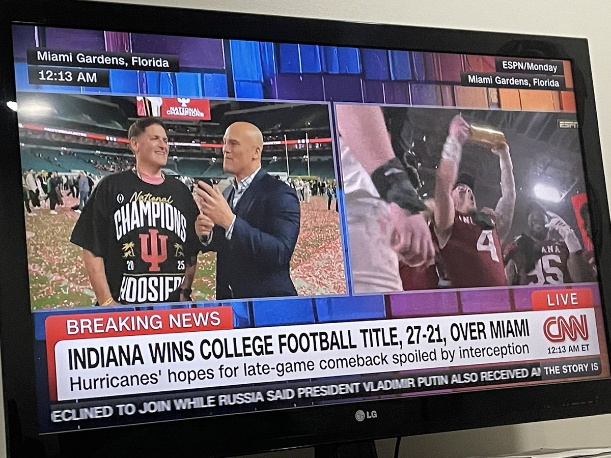 DreamaRadio's tweet photo. @IUHoosiers @mcuban https://t.co/t6xfs0gGLM