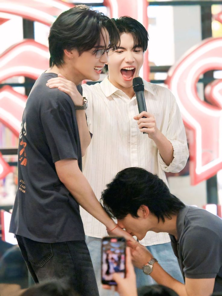 waveyyce's tweet image. When they say romance is dead i show them this :) 

#surfjava #swensurf #javabh